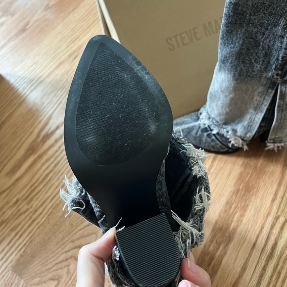 Steve Madden denim boots - Picture 6 of 8